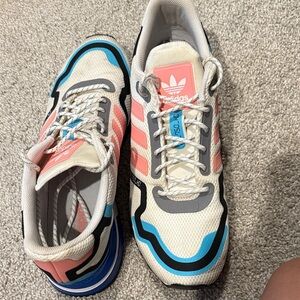 adidas White Pink & Blue Retro Running Shoes